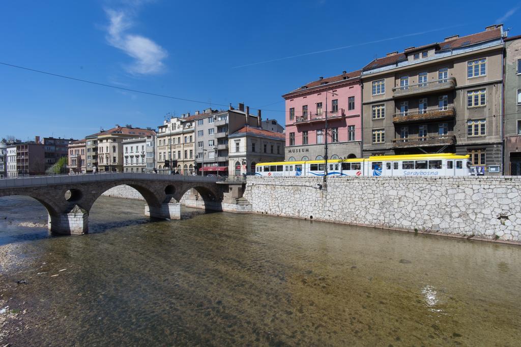 Amazing Penthouse Old Town Apartment Sarajevo Bagian luar foto